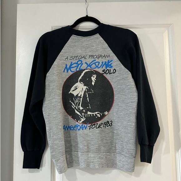 Vintage Neil Young Solo American Tour 1983 Crewneck - Picture 1 of 10